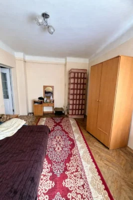 3-х кімн. кварт. 85 м кв. вул. Максімовича Центр Друга лінія