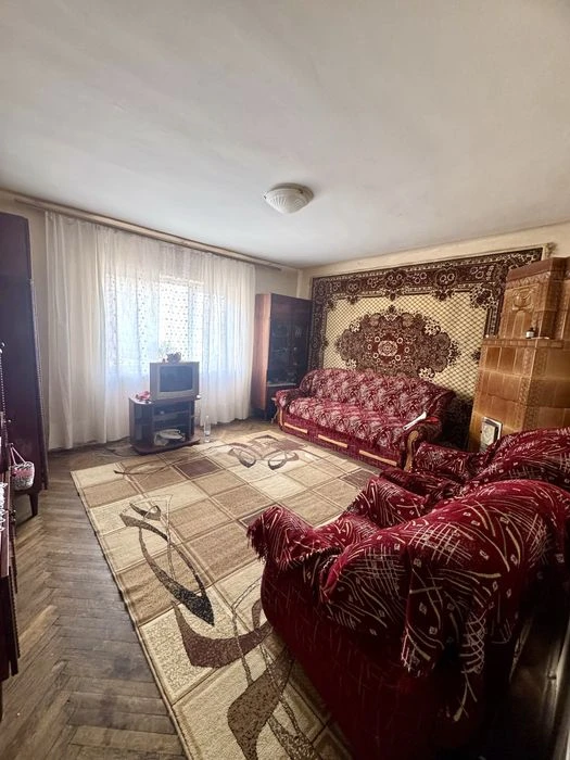 3-х кімн. кварт. 85 м кв. вул. Максімовича Центр Друга лінія