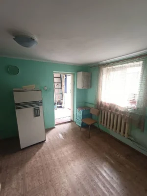 1- кімнатна в будинку,Фастівська