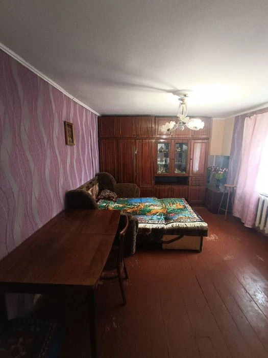 1- кімнатна в будинку,Фастівська