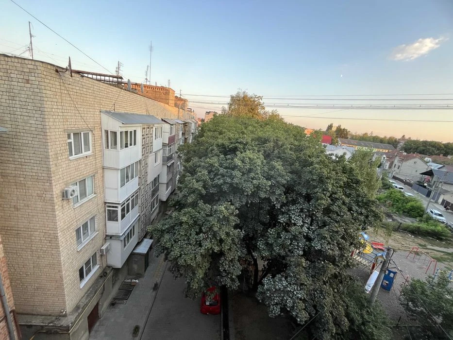 2-кімн. квартира на проспекті Незалежності. Вільна