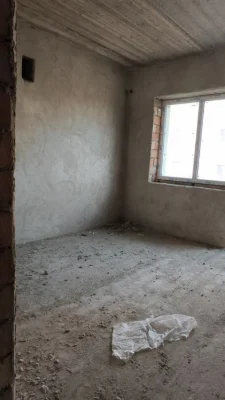 Продається двокімнатна  новобудова Спортивна