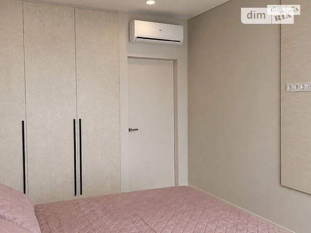 Продаж 1к квартири 47.3 кв. м на вул. Причальна 14 • ID 3468