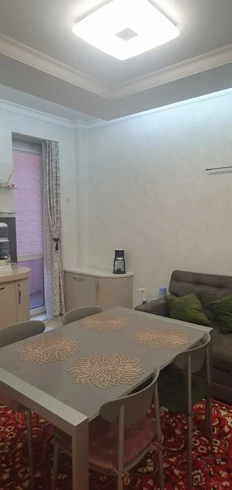 Центр Продам трехкомнатную квартиру в новом кирпичном доме