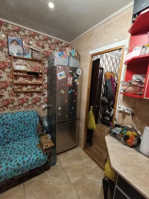 Продам 1 к.квартиру І Каркача 81,  2/9 поверх