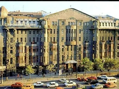 Квартира. Харків, Павлівський майдан пл. (Рози Люксембург ма