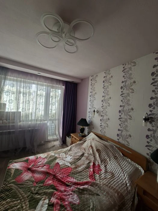 Продаётся 3-х ком.кв. Рядом Ком.рынок