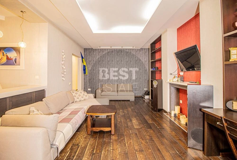 Продам 3 кімнатну квартиру, МКДУ, пр. Науки, 77