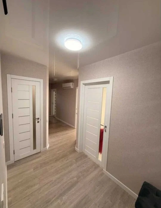 Selling a 3-room apartment in Kholodnaya Gora (405263)