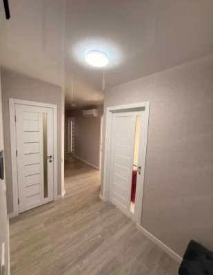 Selling a 3-room apartment in Kholodnaya Gora (405263)