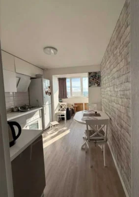 Selling a 3-room apartment in Kholodnaya Gora (405263)