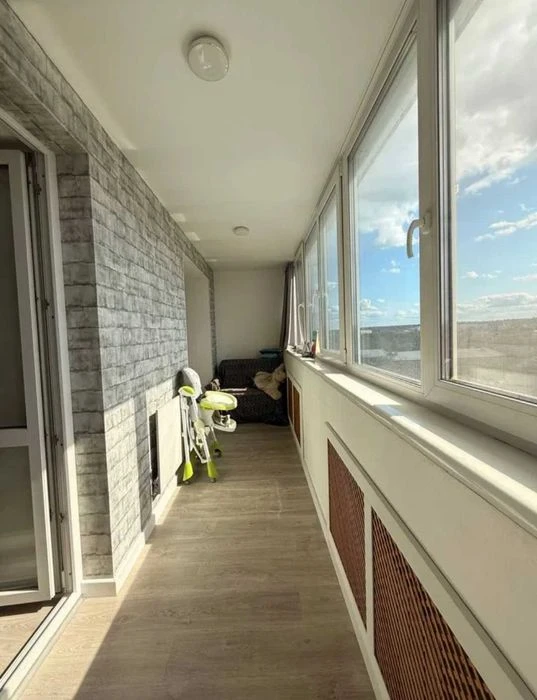 Selling a 3-room apartment in Kholodnaya Gora (405263)
