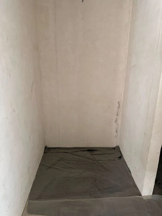 Продам 2х и 1 ком. квартиру ул. Домостроительная 9