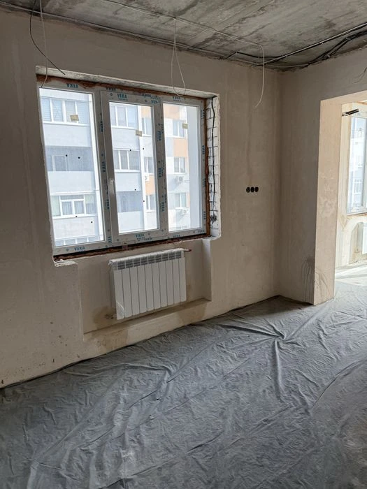 Продам 2х и 1 ком. квартиру ул. Домостроительная 9