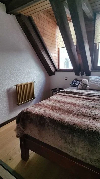 Велика дворівнева квартира 160 м² в Центрі | Площа Поезії