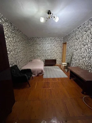 Продам 2-х к. кв. Героев Труда (Нескорених) , 33. Метро Геро