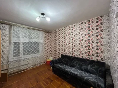 Продам 2-х к. кв. Героев Труда (Нескорених) , 33. Метро Геро