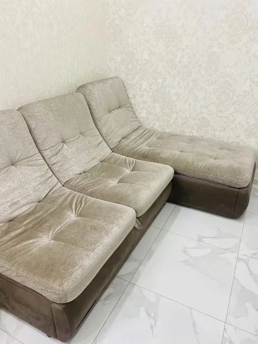 H S2  Продам 1-ком квартиру Амосова