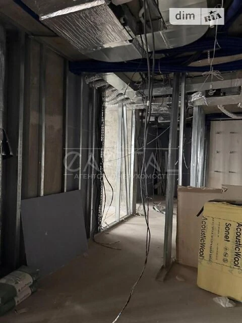 Sale of 4-room apartment 212 sq. m. on Andriy Verkhoglyada St. 11 •