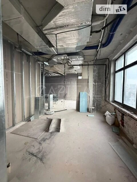 Sale of 4-room apartment 212 sq. m. on Andriy Verkhoglyada St. 11 •