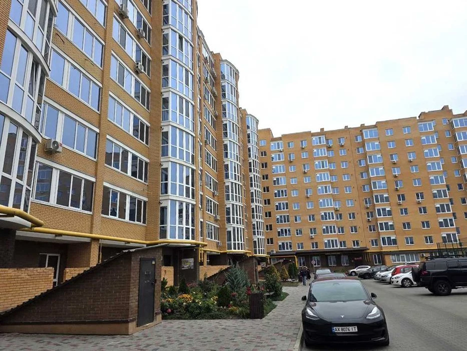 OS4 ЭКС Продам 2 уров 3 комн квартиру ЖК Лазурный еВідновлен