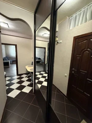 1 к из кв с евро ремонтом вблизи Одесской -21999$