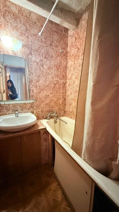 3к.квартира возле метро Научная!