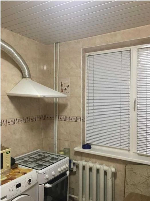 Квартиру велику 1кім. 36м.кв. продам Салтівка район парка Пе