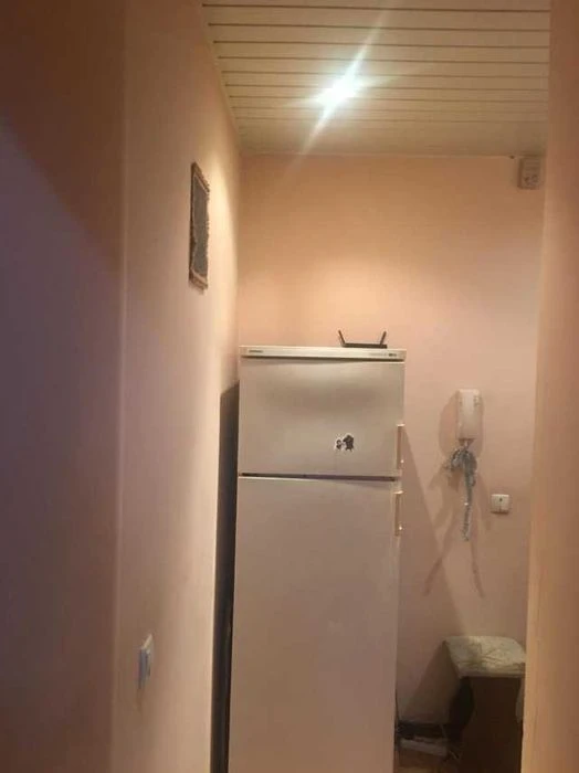 Квартиру велику 1кім. 36м.кв. продам Салтівка район парка Пе