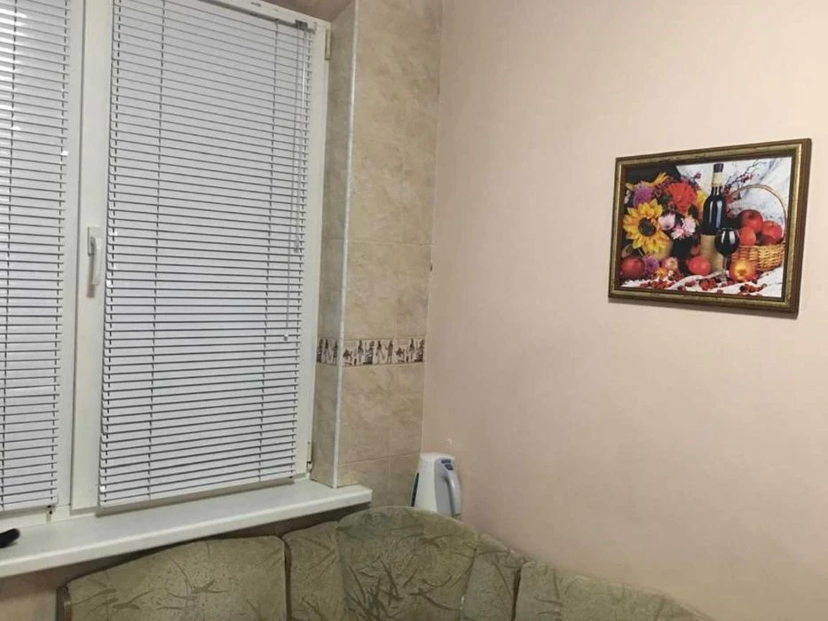 Квартиру велику 1кім. 36м.кв. продам Салтівка район парка Пе