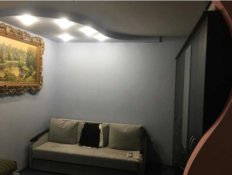 Квартиру велику 1кім. 36м.кв. продам Салтівка район парка Пе