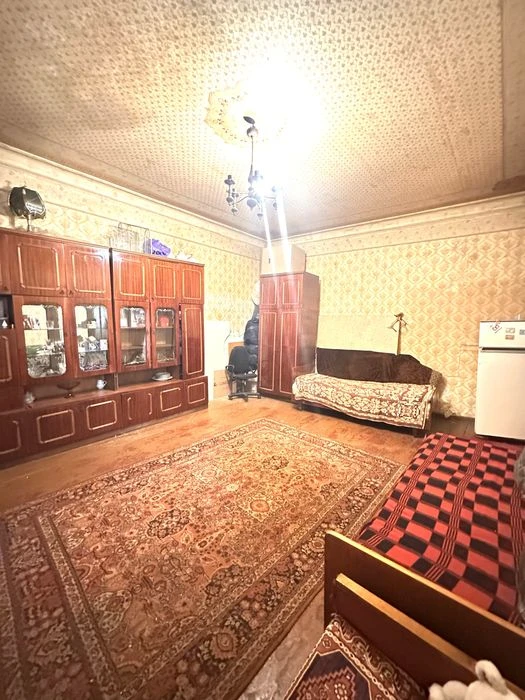 Продам 2 кв.  с автономным отопление , бул . Гончаровский 5