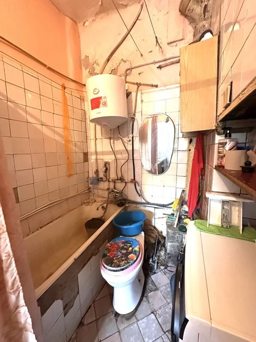 Продам 2 кв.  с автономным отопление , бул . Гончаровский 5