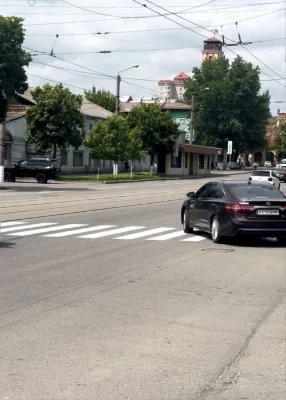 Продам 2 кв.  с автономным отопление , бул . Гончаровский 5