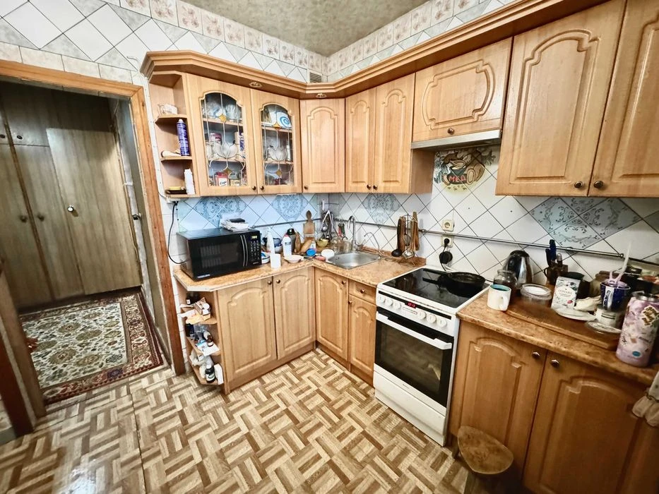 Продам просторную 3к улучшенку на Шишковке, ул.Саперная. Сер