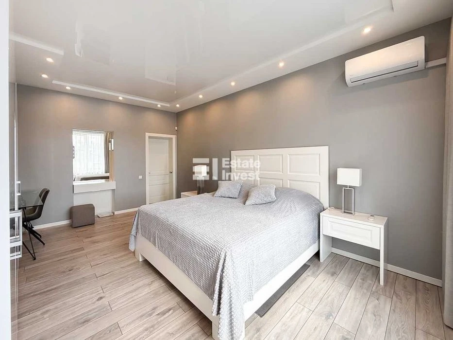Продам 3 кімн. квартиру по вул. Мироносицька, 54
