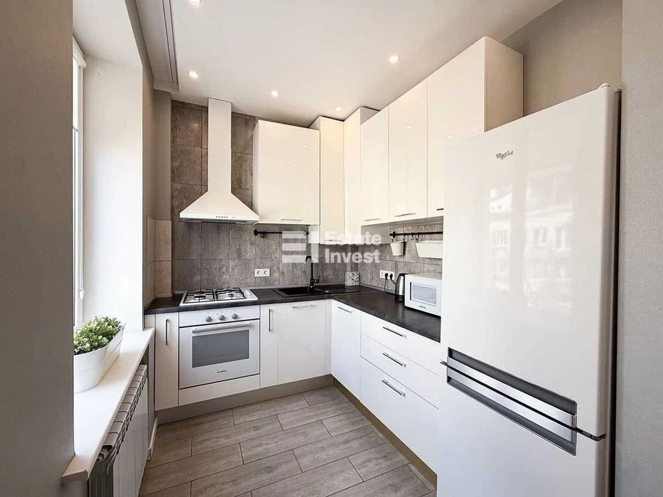 Продам 3 кімн. квартиру по вул. Мироносицька, 54
