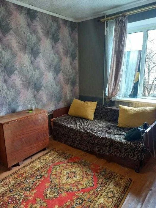 Продам гостику Баварія (свій санвузол)