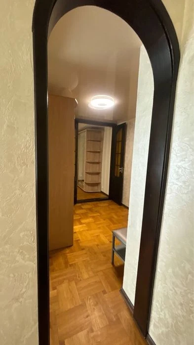 Продам 2  кв на Шишковке с ремонтом без посредников