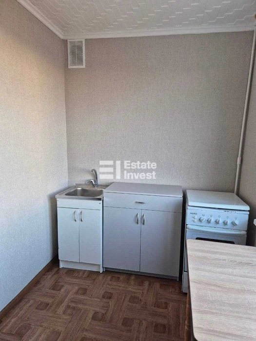 Продам 1 кімн. квартиру на пр. Тракторобудівників, 110А