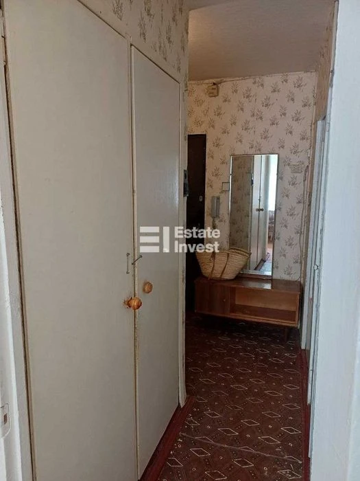 Продам 1 кімн. квартиру на вул. Ахсарова, 17.