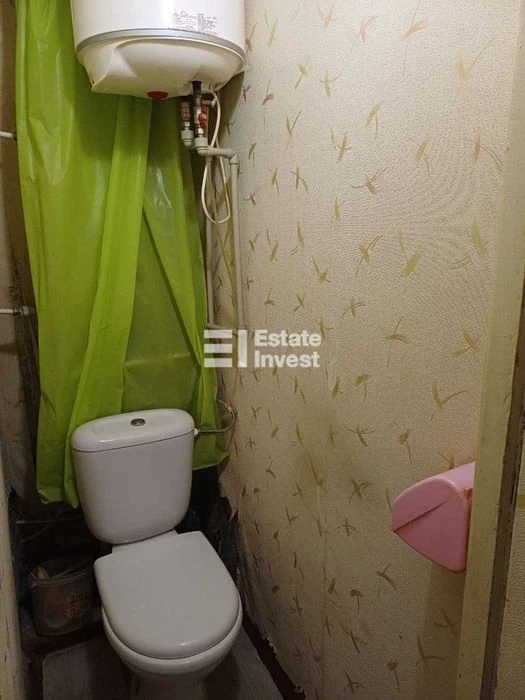 Продам 1 кімн. квартиру на вул. Ахсарова, 17.