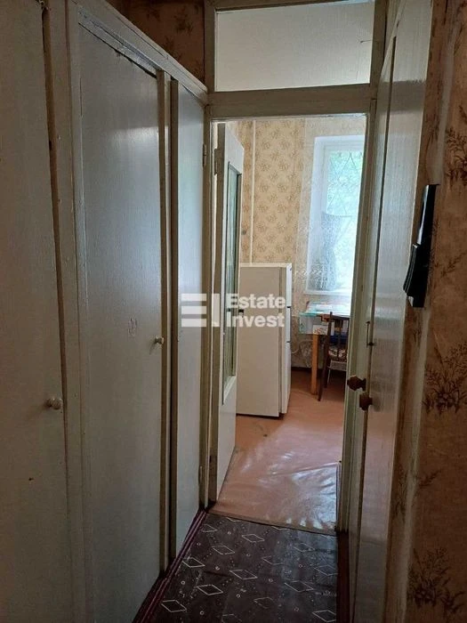 Продам 1 кімн. квартиру на вул. Ахсарова, 17.