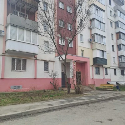 HN S4 Продам 3 комнатную квартиру Пятихатки пр-т Академика К