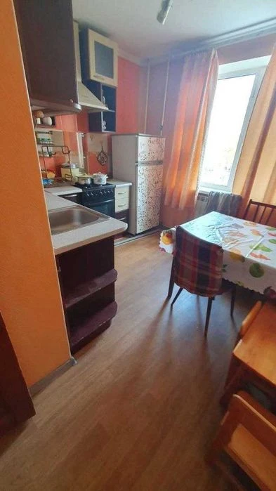 Продам квартиру ул. Киргизьская Od5