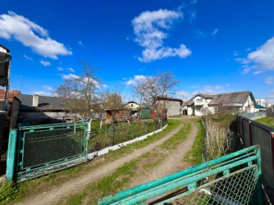 Продається будинок. Опришівці. Місто Ділянка 20 сот. Свердло