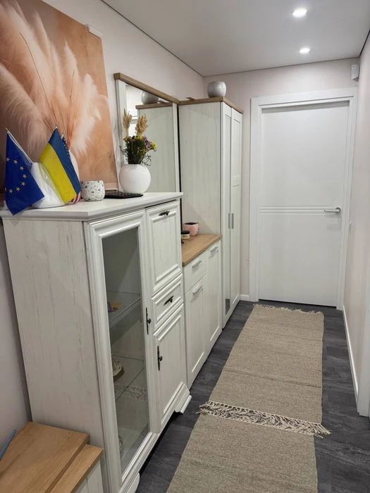 Продаж 2 км/46м2/Науки 64/ м. 23 серпня 2 хв.