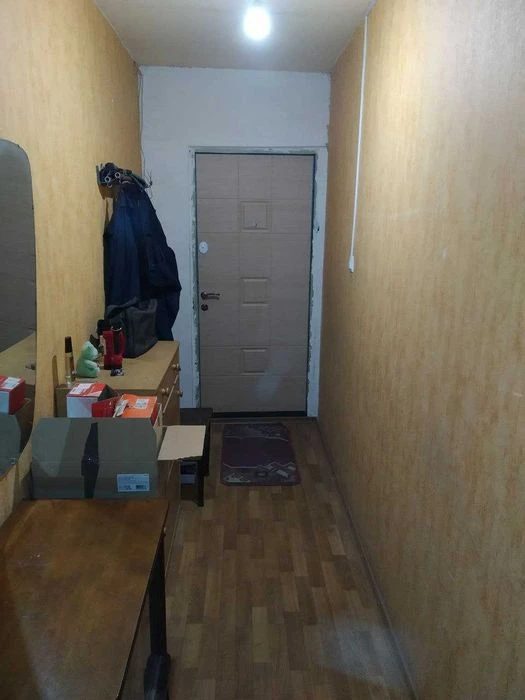 Ga Продам затишну 1-к. квартиру на Основі (р-н Озера), вул.