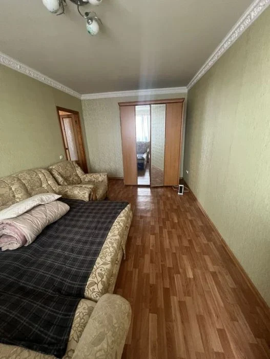 Продаж 1 кімнатна квартира м. Студентська