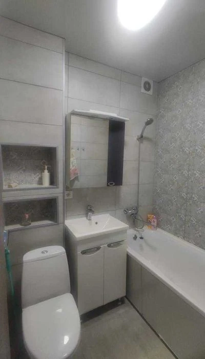 Продам 1 кімнатну квартиру з ремонтом, вул. Власенка, завод